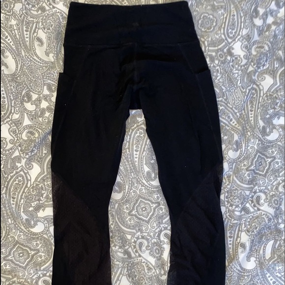 Long Athleta leggings with mesh - Picture 2 of 4